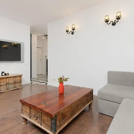 Blonia Wilanowskie By Renters Appartement *
