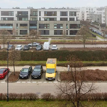 Apartamento Blonia Wilanowskie By Renters Varsovia
