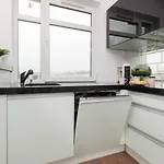 דירה Blonia Wilanowskie By Renters ורשה