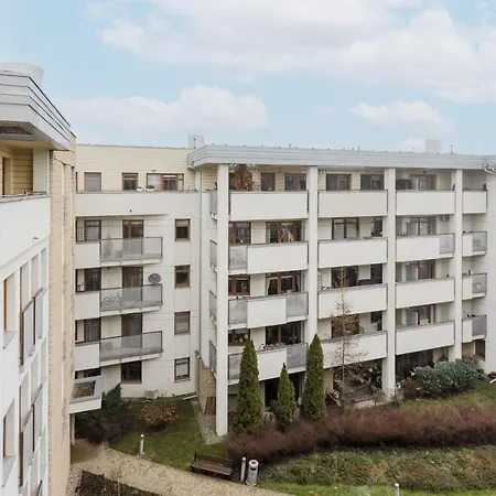 アパート Blonia Wilanowskie By Renters *